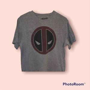 Medium Deadpool T-shirt